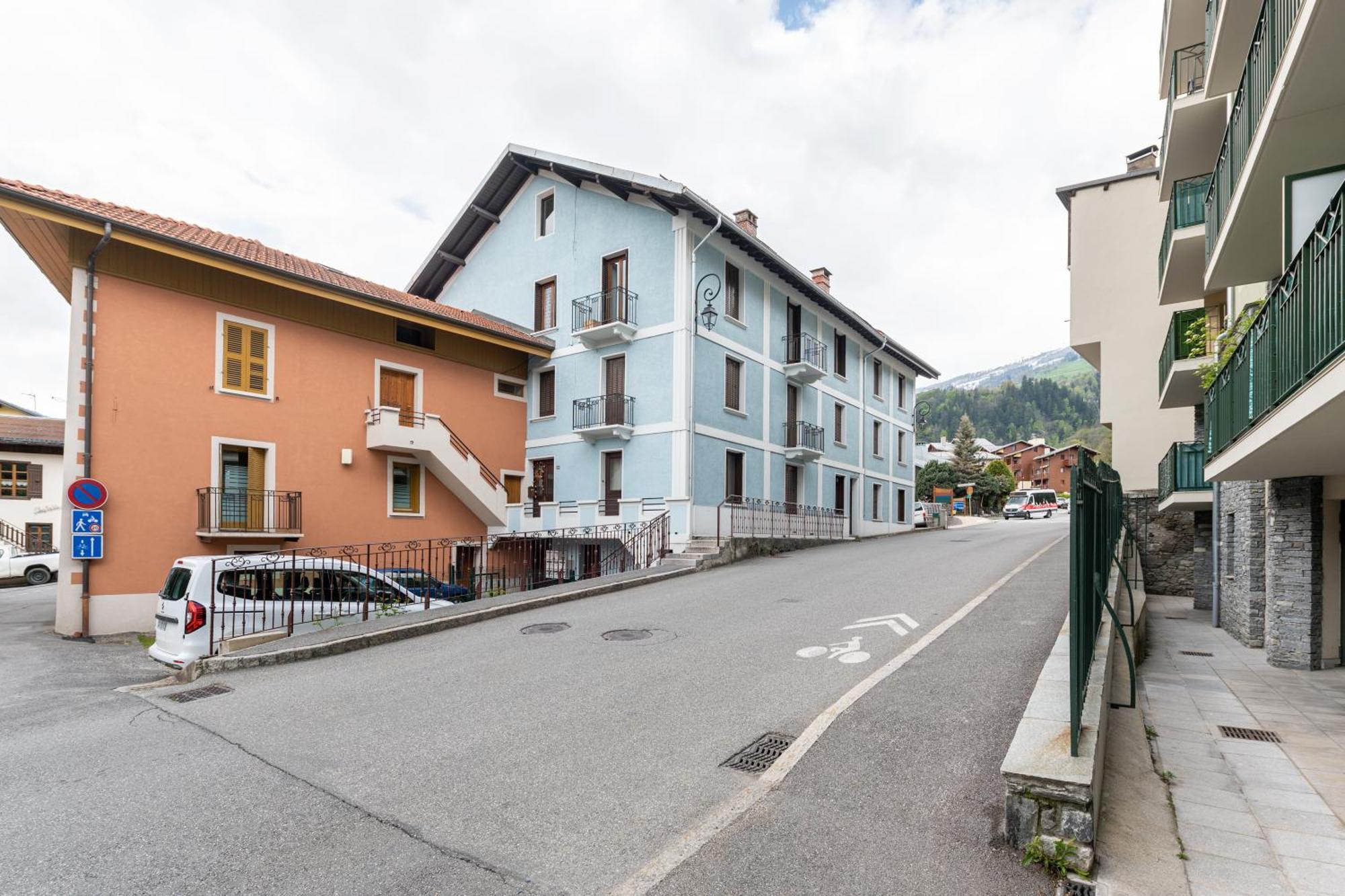 Bed End Breakfast Du Centre Bed and Breakfast Bourg-Saint-Maurice Εξωτερικό φωτογραφία